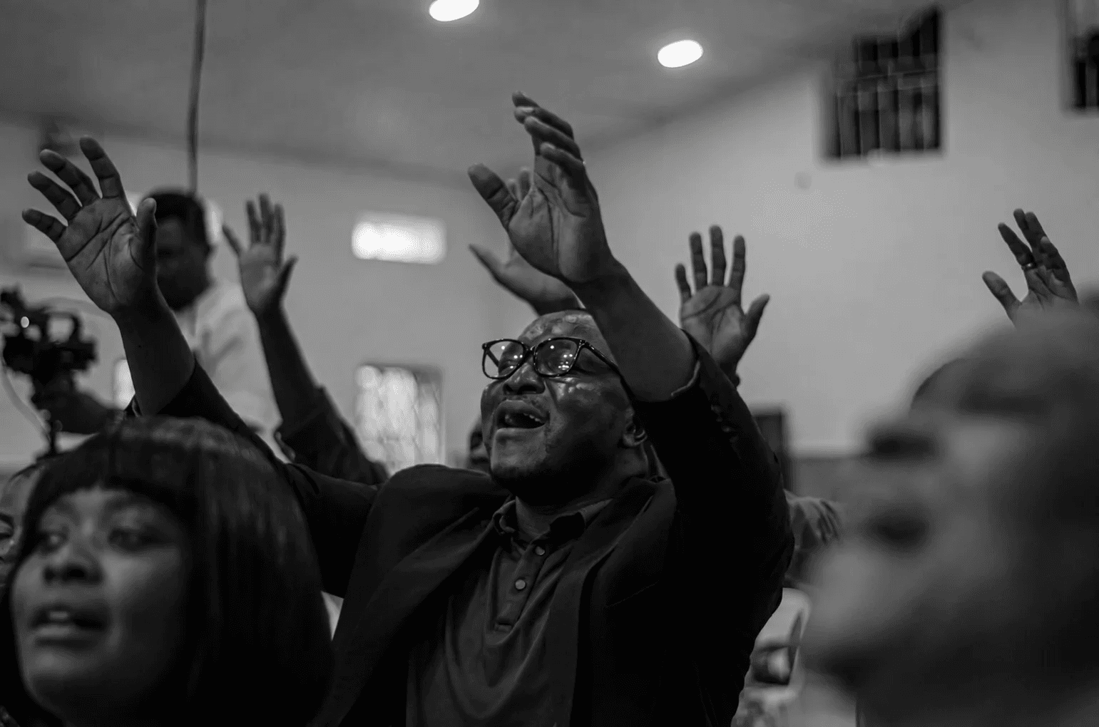 The Riverside congregation worshipping